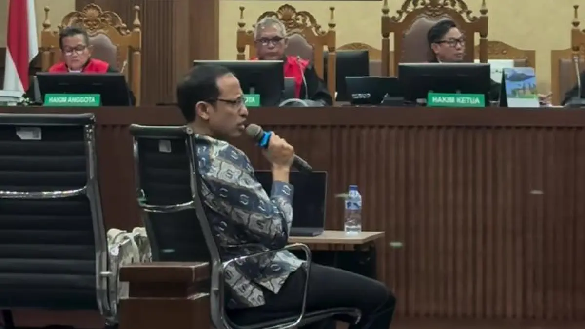 Nadiem Makarim saat berada di kursi pengadilan. (Istimewa)
