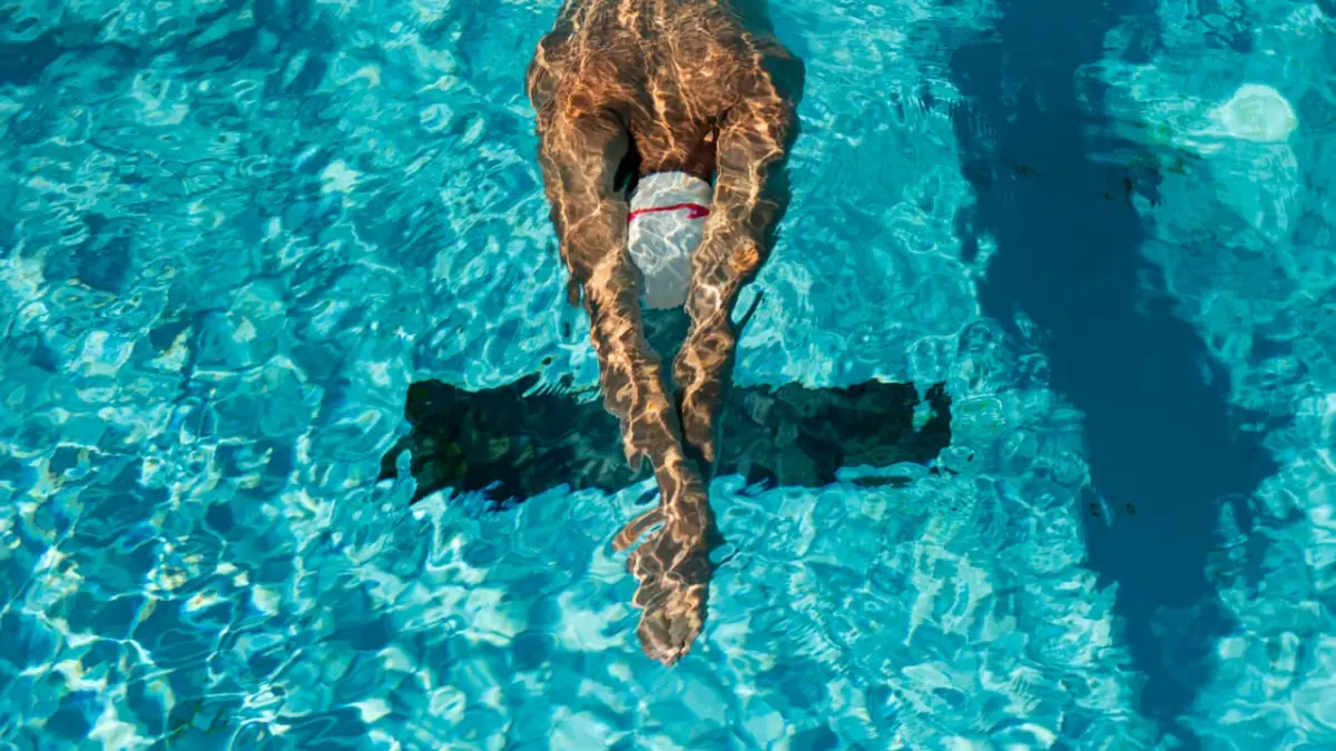 Ilustrasi Finswimming. (Freepik.com)