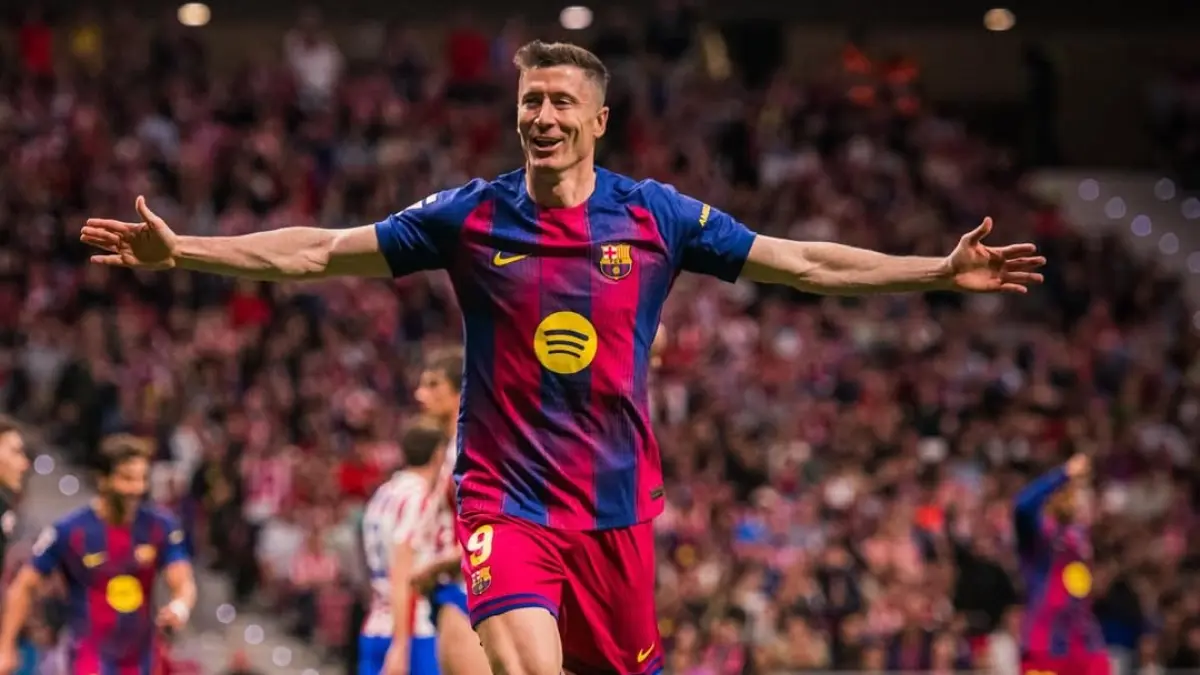 Masa depan Lewandowski di Barcelona masih abu-abu. (instagram.com/_rl9)