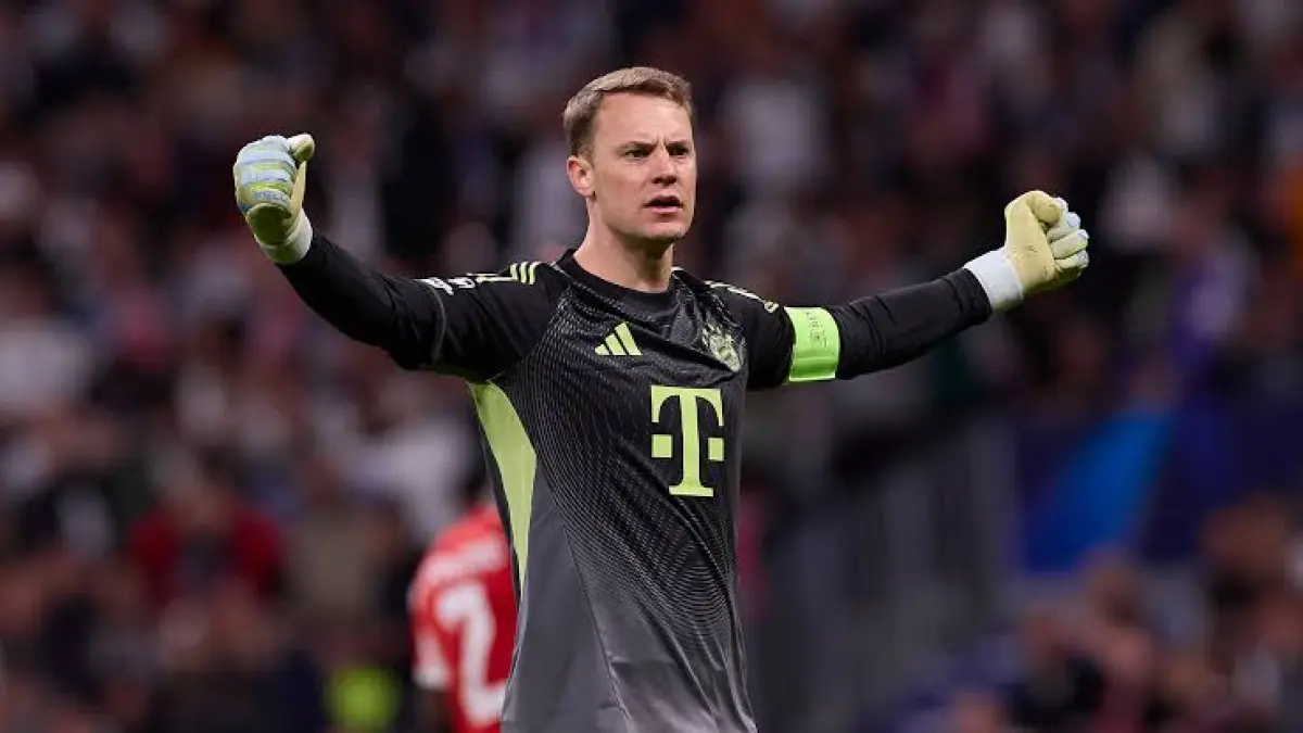 Kiper Bayern Munchen, Manuel Neuer Saat Bermain Menghadapi Real Madrid di Bernabeu.&nbsp;(IMAGO/Frederico Tito)
