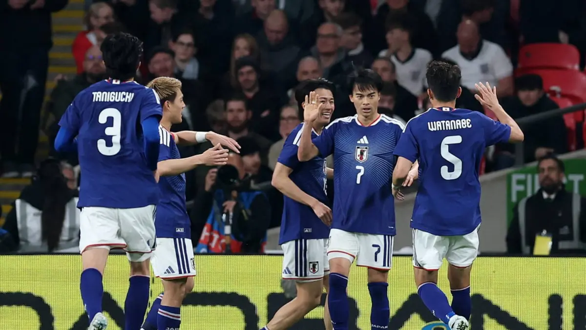 Skuat Timnas Jepang Merayakan Gol Kaoru Mitoma ke Gawang Inggris Pada Laga Internasional (REUTERS)