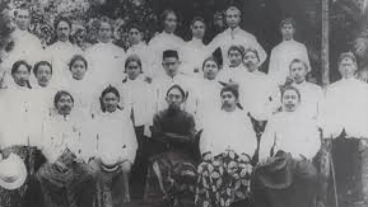 Berdirinya organisasi Budi Utomo pada 20 Mei 1908 menjadi tonggak awal kebangkitan nasional Indonesia.