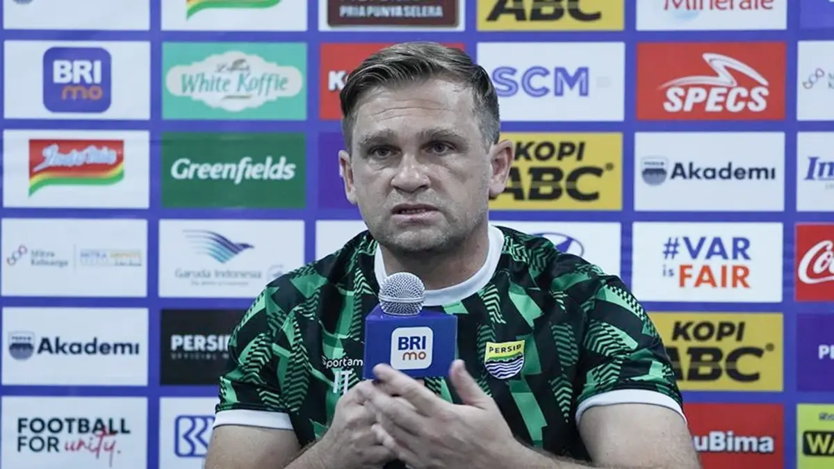 Bojan Hodak tak lagi jadi pelatih Persib, Igor Tolic resmi naik sebagai pelatih kepala baru Maung Bandung. (Istimewa)