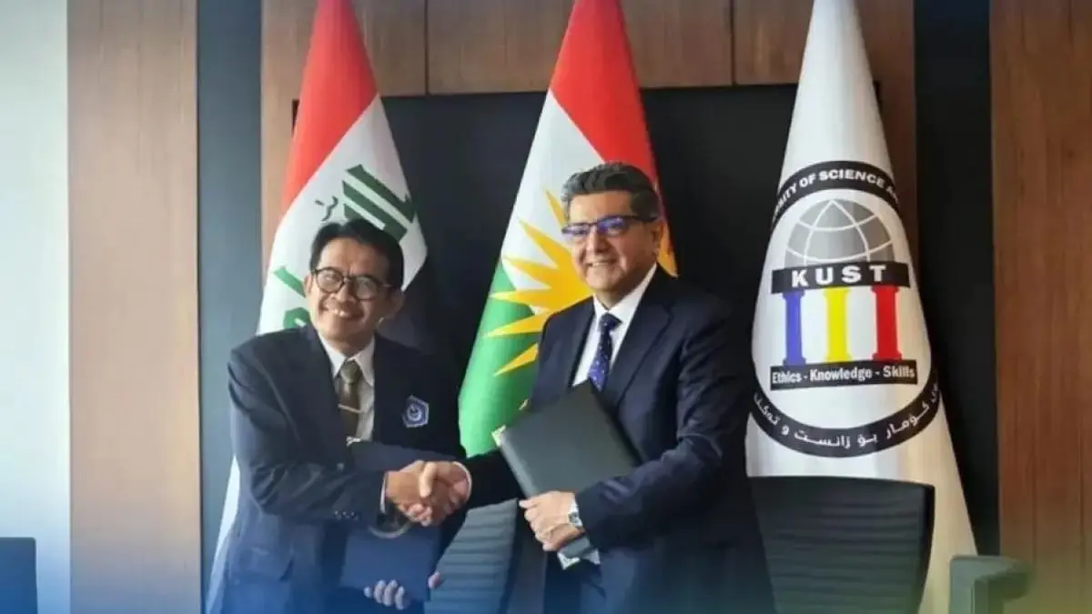 Unirow Tuban terus meningkatkan kualitas SDM dan memperluas kerja sama luar negeri demi mencetak lulusan berdaya saing global.