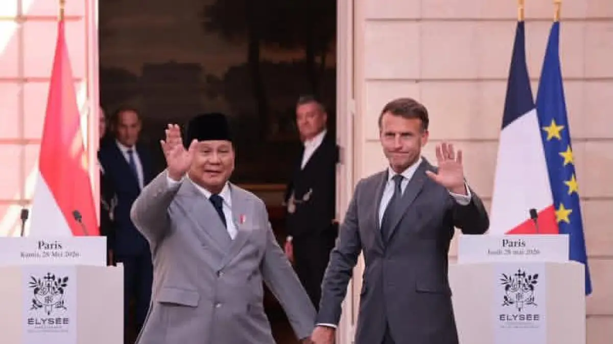 Presiden RI Prabowo Subianto, bersama dengan Presiden Perancis, Emmanuel macron. (Instagram @prabowo)