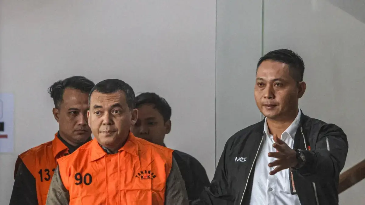 Wakil Menteri Imigrasi dan Permasyarakatan Silmy Karim resmi ditahan. (Dery Ridwansah/ JawaPos.com)