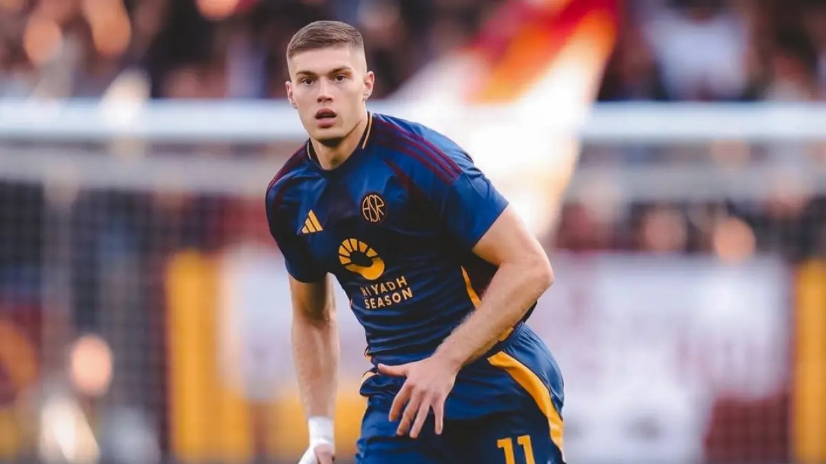 Artem Dovbyk terancam hengkang dari AS Roma. (instagram.com/dovbykteam)