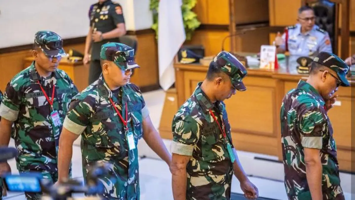 Empat pelaku penyiraman air keras terhadap aktivis KontraS, Andrie Yunus. (ANTARA FOTO/Bayu Pratama S)
