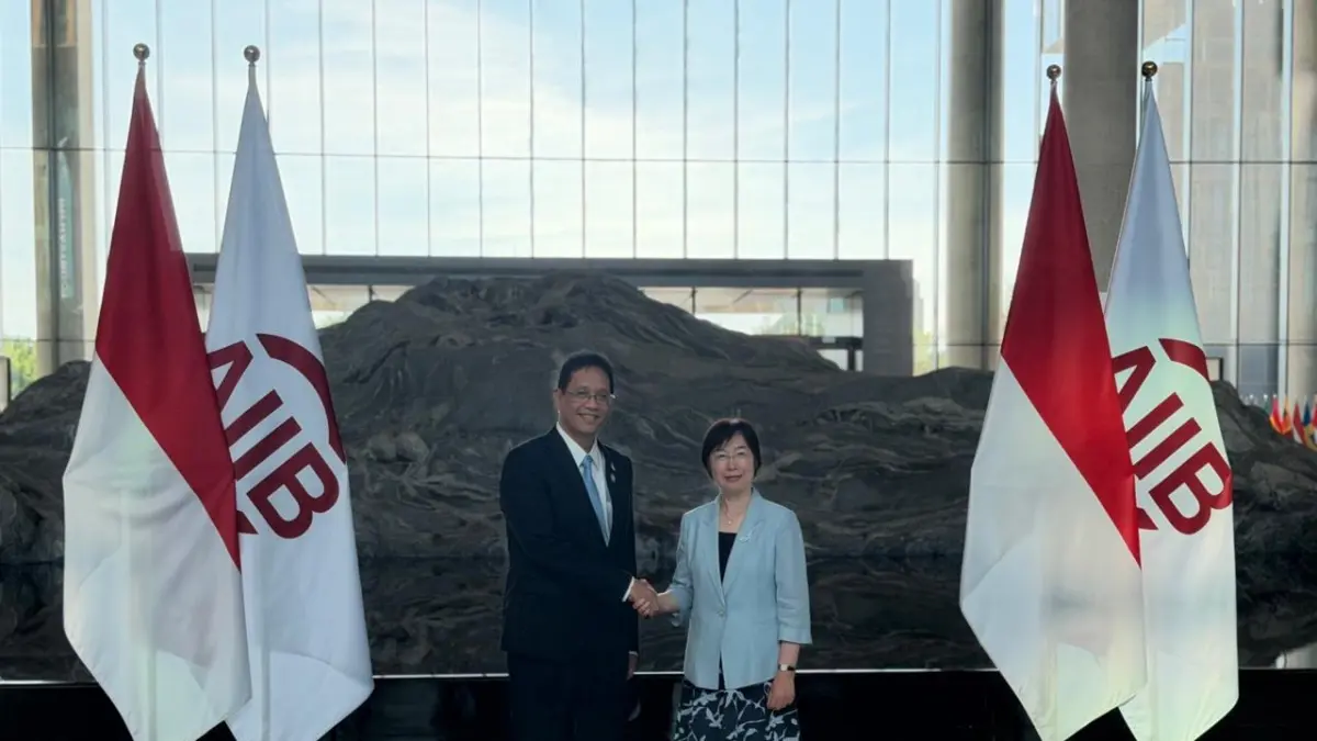 Menteri Keuangan Purbaya Yudhi Sadewa mengamankan pendanaan senilai 17 miliar dolar AS dari Asian Infrastructure Investment Bank (AIIB). (Kementerian Keuangan/am.)