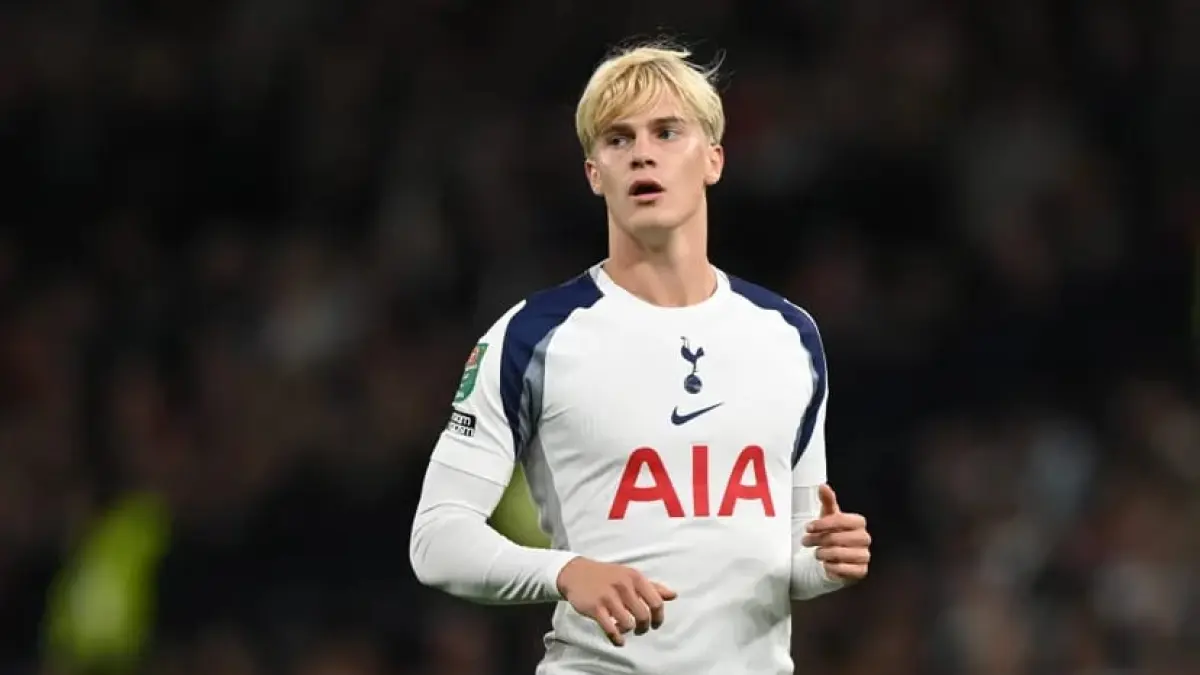 Lucas Bergvall dalam radar perburuan Aston Villa dan Chelsea. (football muse)