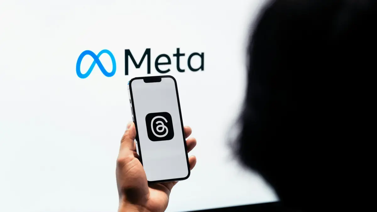Meta hentikan program pemantauan karyawan karena dugaan kebocoran data. (Julio Lopez/Unsplash)