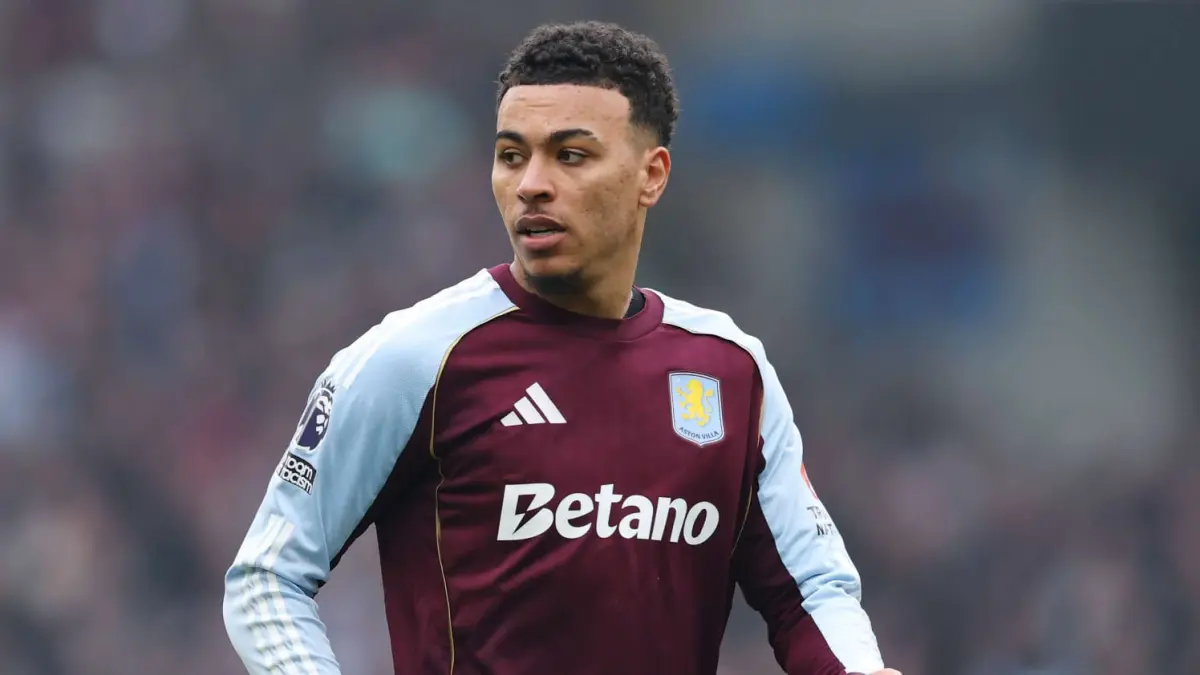 Morgan Rogers dikabarkan di ambang pintu keluar Aston Villa. (Getty Images/Michael Reagan)