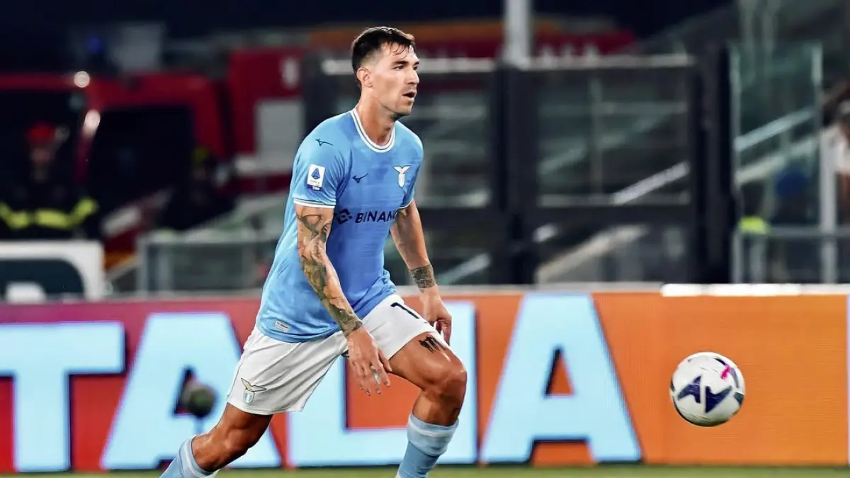Al Sadd berhasil mengamankan Alessio Romagnoli dari Lazio. (instagram.com/alessio.romagnoli)