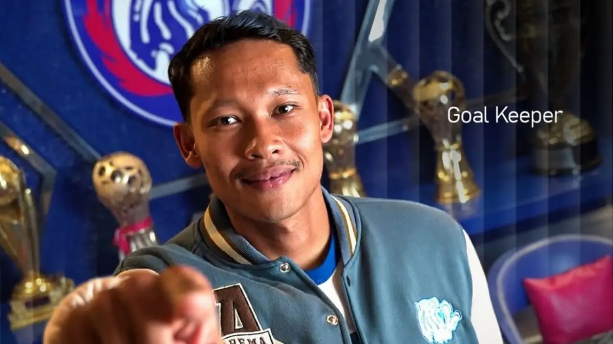 Kiper rekrutan baru Arema FC, Syahrul Trisna. (Instagram/aremafcoffofficial)