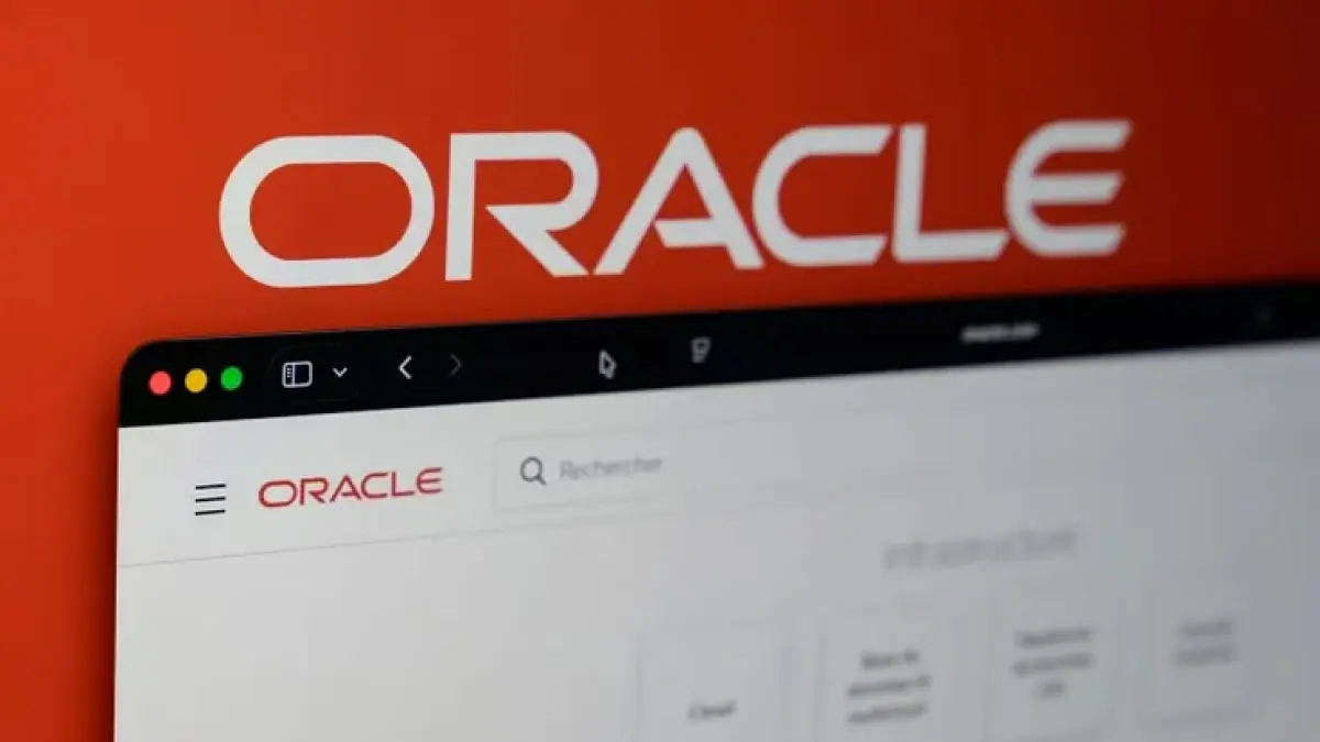 Oracle pangkas puluhan ribu pekerja demi investasi dibidang AI. (People/Pinterest)