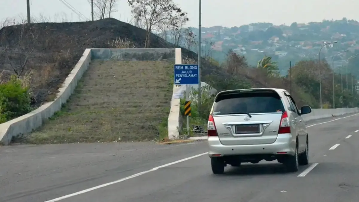 Jalur darurat penyelamat di jalan tol. (Toyota Astra)