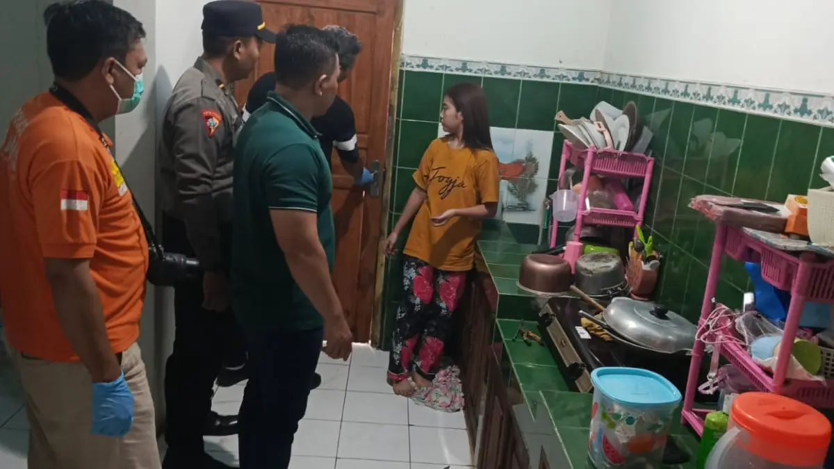 Polisi melakukan Olah TKP. (Kasi Humas Polres Tuban)
