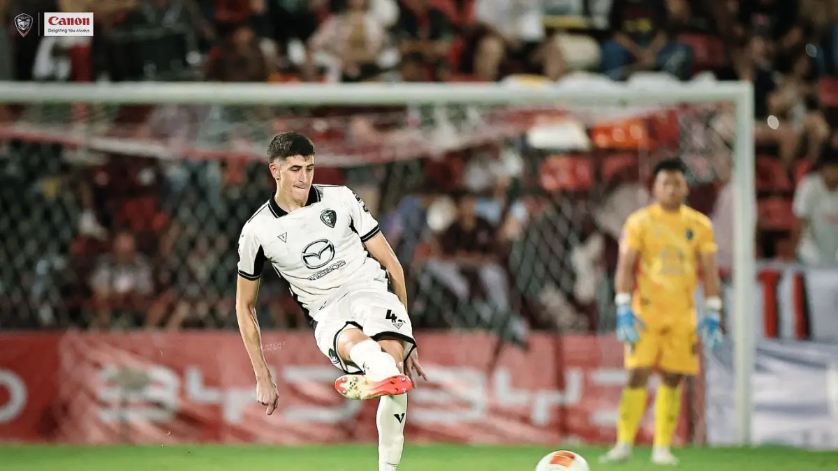 PSM Makassar disebut membidik bek Serbia Nenad Lalic. (instagram.com/lalic.nenad)