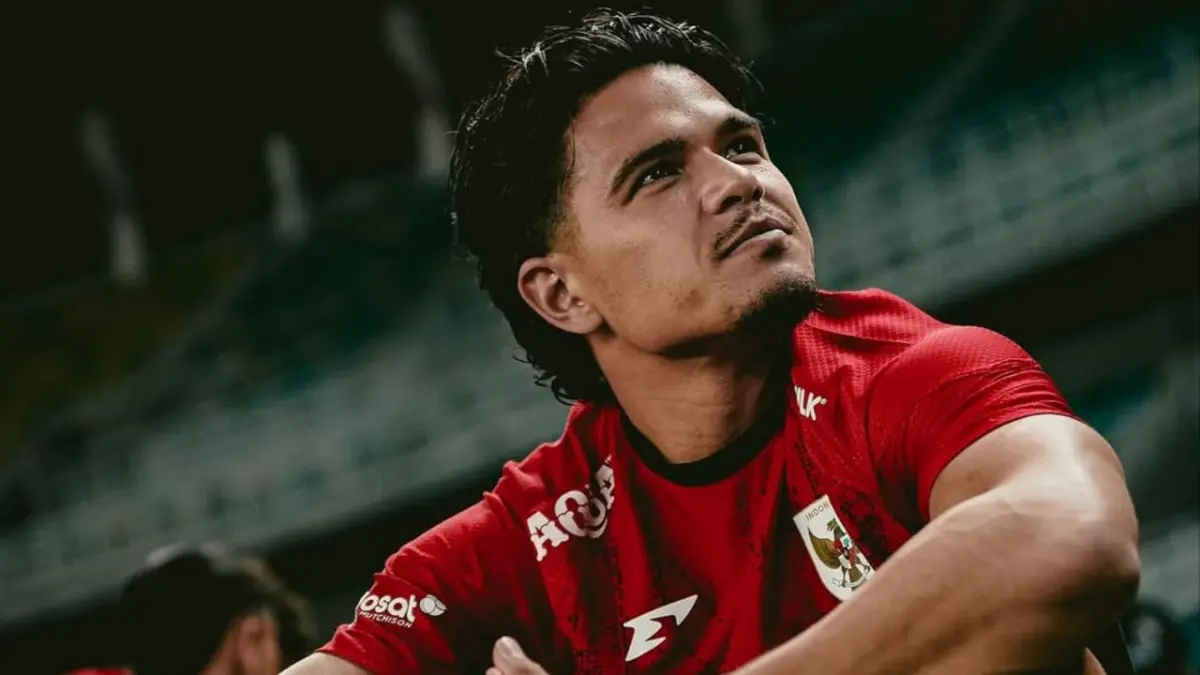 Pemain Timnas Indonesia, Ragnar Oratmangoen, resmi memperkuat Persib Bandung. (Instagram/Oratmangoen)