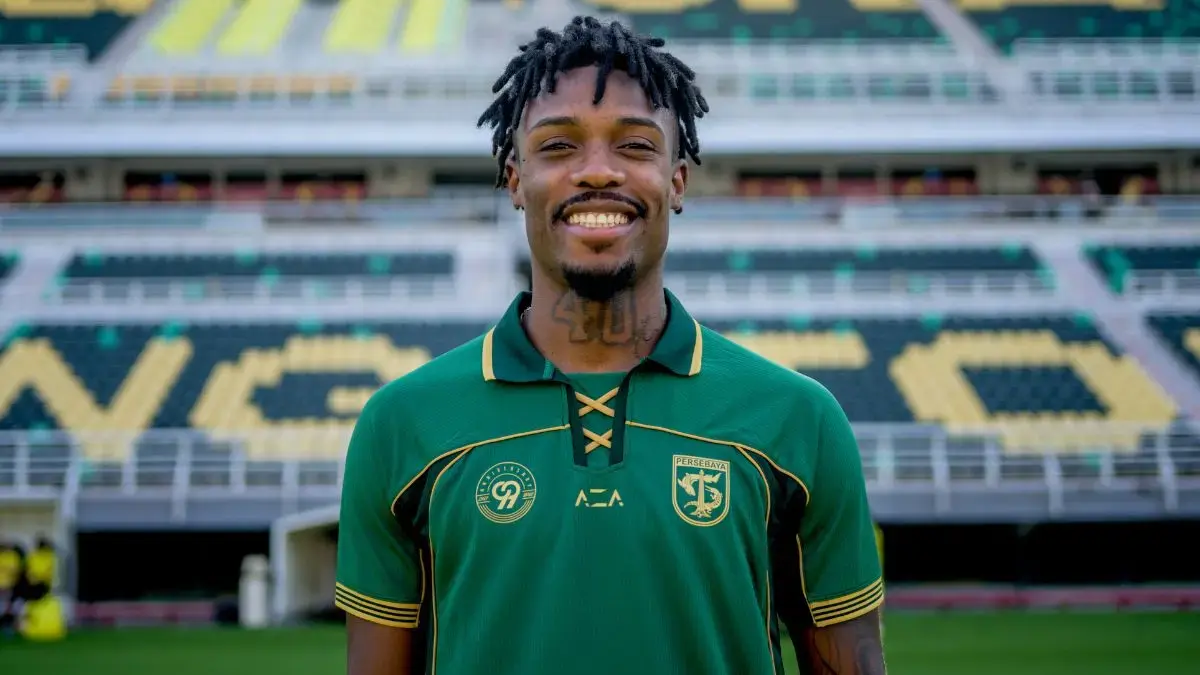 Gledson resmi menjadi pemain baru Persebaya. (Dok. Persebaya)