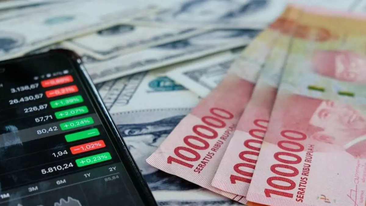 Pengamat sebut lemahnya rupiah semata-mata bukan karena APBN. (pinterest.com)