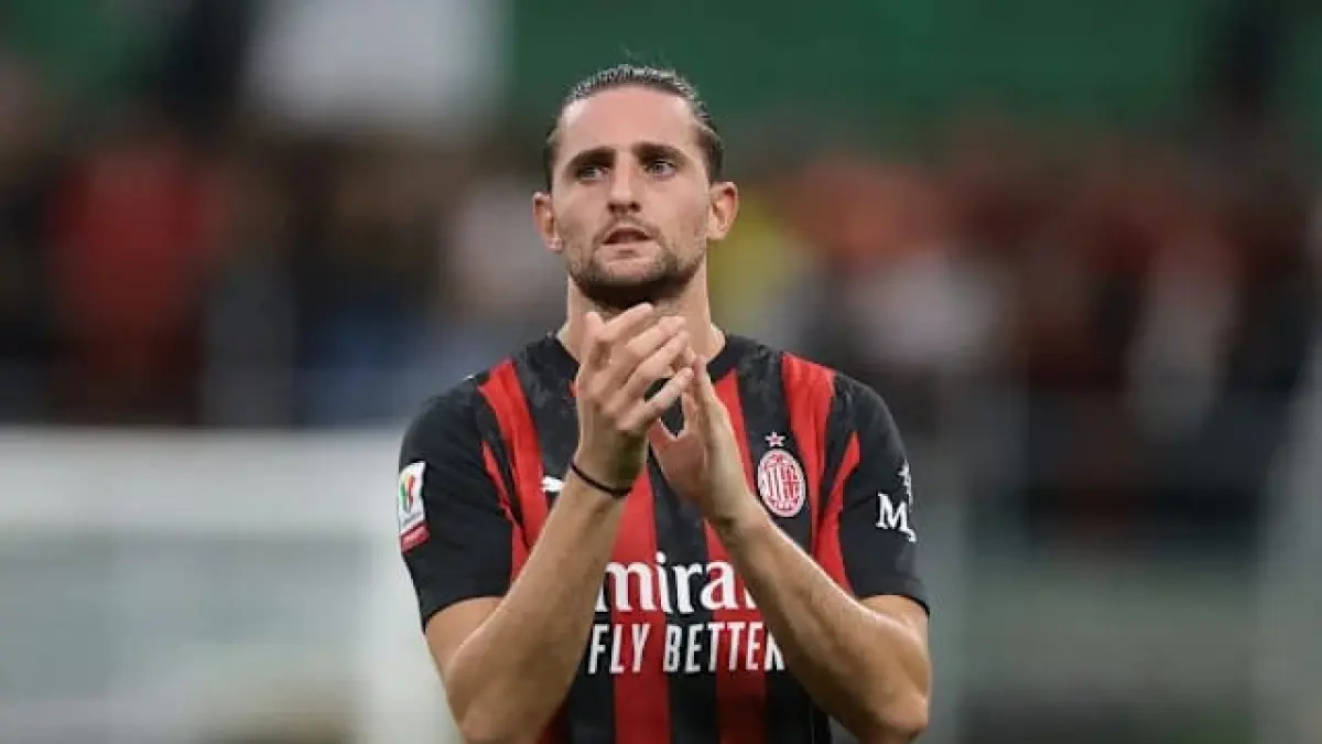 Rabiot rencana akan bergeser ke Napoli untuk reuni dengan mantan Pelatih, Massimiliano Allegri. (Goal)