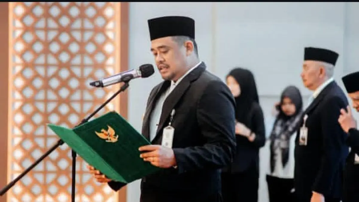 Bobby melantik penjabat pimpinan tinggi Pratama di lingkungan pemerintah provinsi Sumatera utara. (Instagram @bobbynst)
