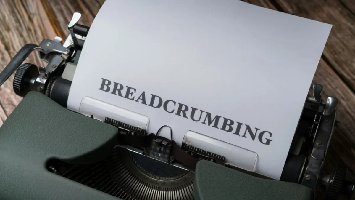 Breadcrumbing adalah fenomena dalam hubungan modern ketika seseorang memberi perhatian kecil secara berkala, seolah menebar harapan, tetapi tanpa komitmen nyata. (Markus Winkler on Unsplash)