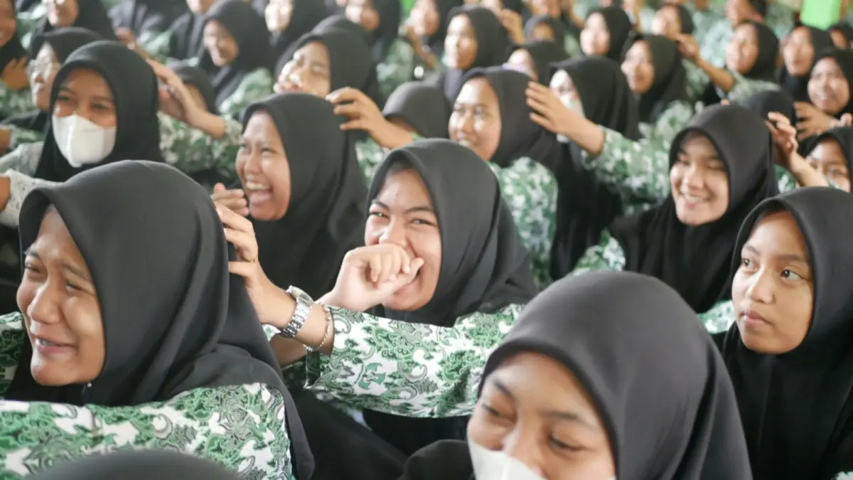 Menjaga kekompakan kelompok memang tidak mudah, ini sedikit cara-caranya. (Herlambang Tinasih Gusti on Unsplash)