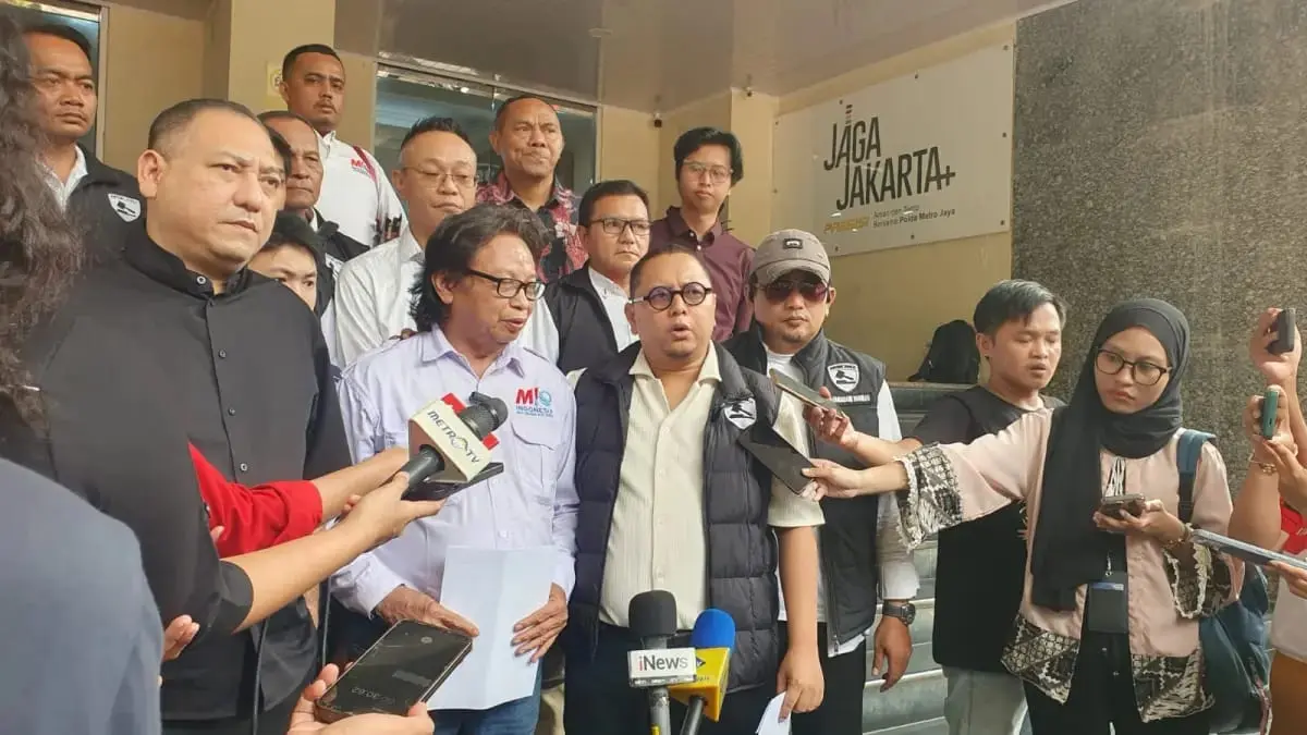 Organisasi Media Independen Online Indonesia melaporkan Hotman Paris Hutapea ke Polda Metro Jaya  (Sahrul Yunizar/JawaPos.com)