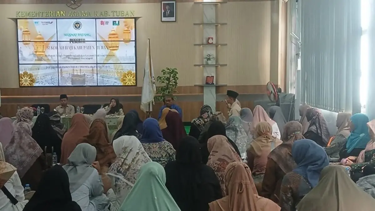 Kantor Kemenhaj Tuban menggelar Sekolah Haji tahap pertama kemarin (22/7). (Radar Tuban)