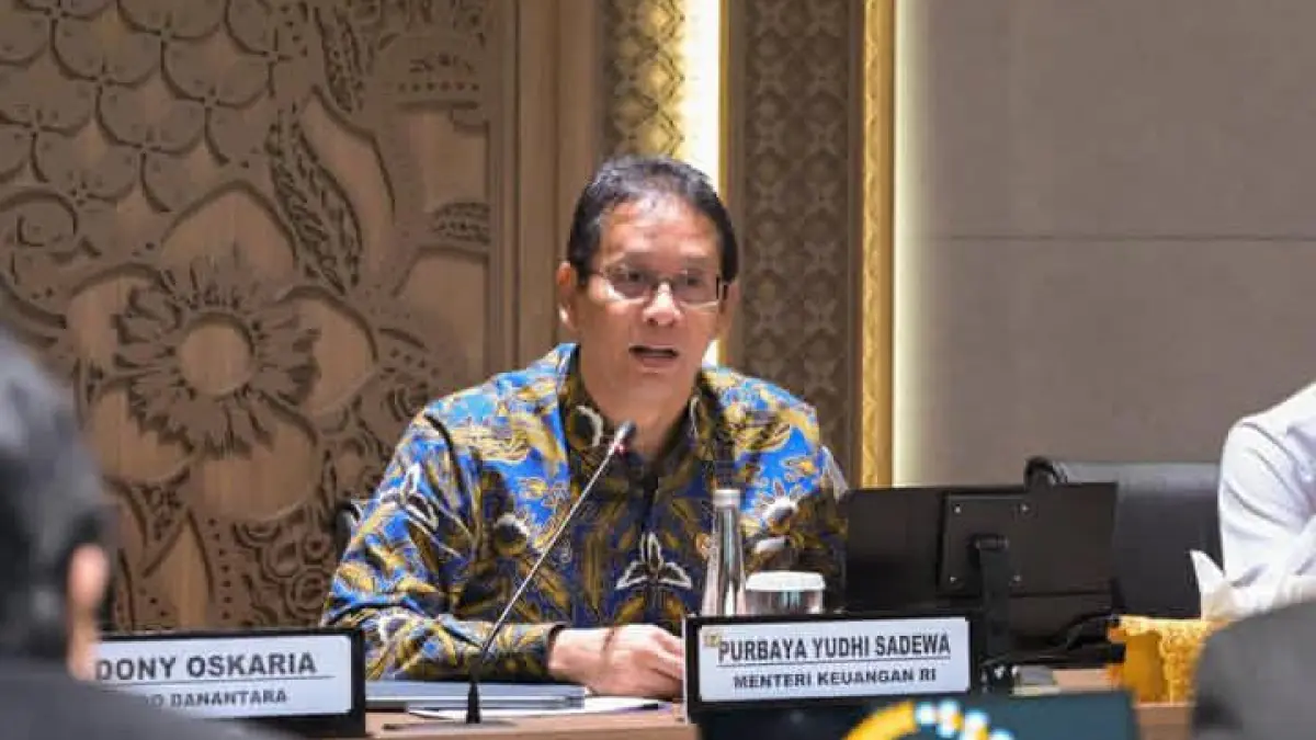 Menteri Keuangan Purbaya membahas kebutuhan anggaran untuk kapal perintis yang melayani pulau-pulau luar. (Instagram/menkeuri)