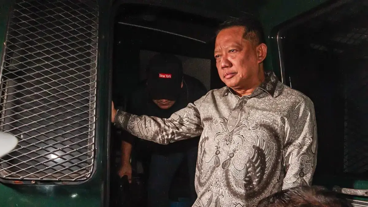 Mantan Jaksa Agung Muda Tindak Pidana Khusus (Jampidsus) Febrie Adriansyah di rumah tahanan Merah Putih KPK. (Salman Toyibi/Jawa Pos)