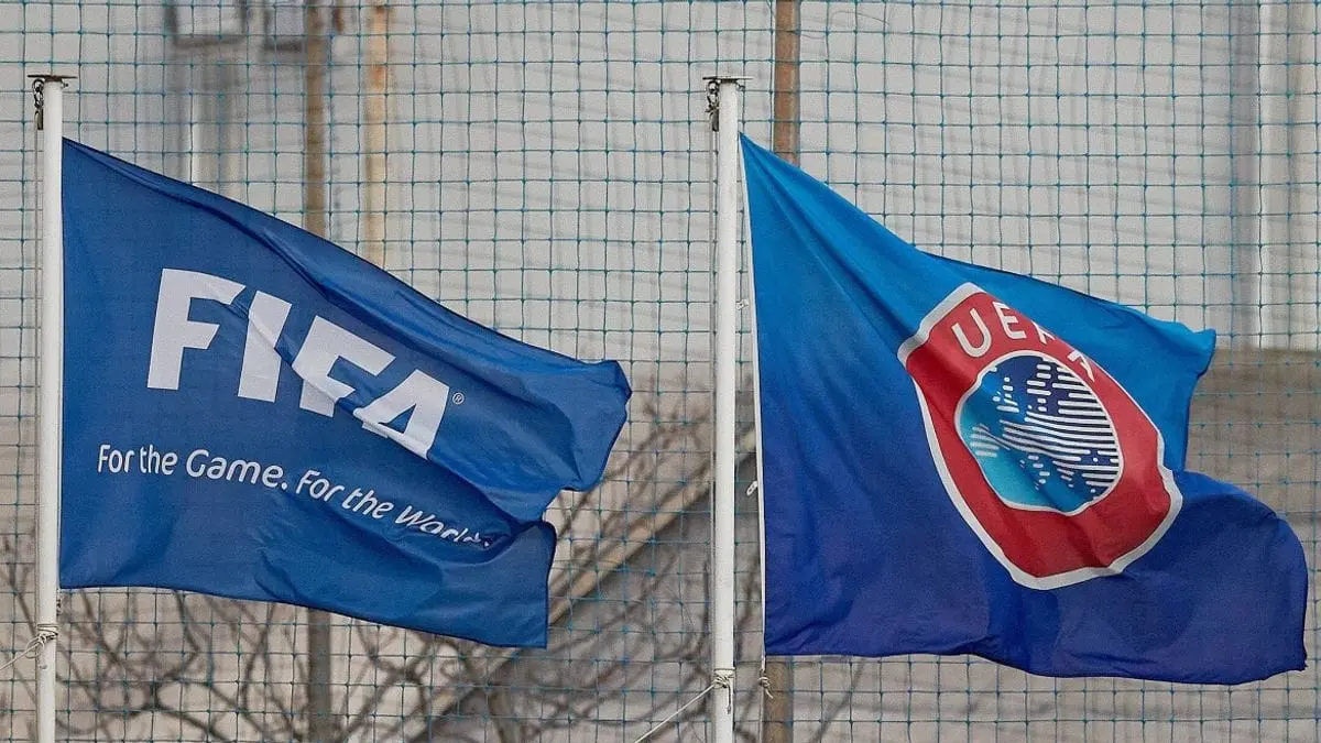 Ketegangan UEFA vs FIFA masuki babak baru dan diprediksi makin memanas. (world talk football)