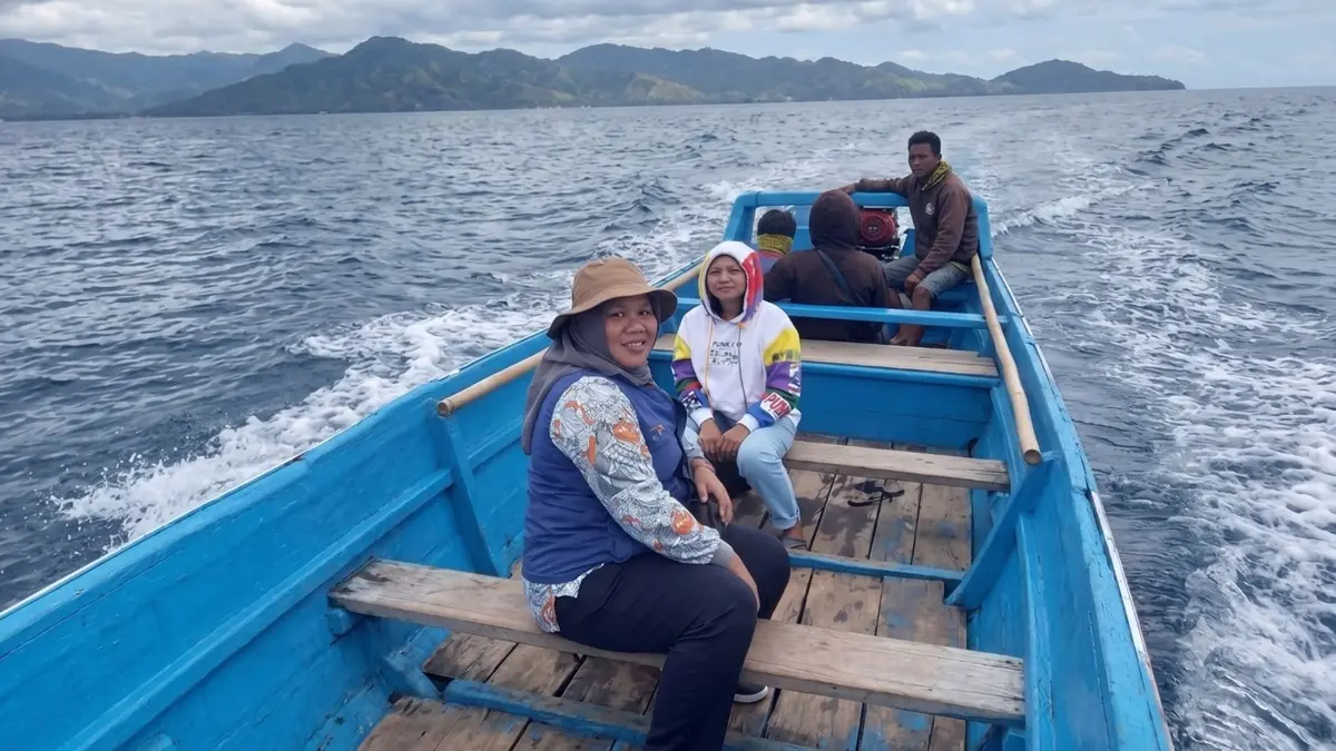 Dedikasi Mantri BRI yang Membuka Jalan Akses Finansial hingga Perbaiki Nasib Nelayan di Pulau Seram. (Dok. BRI)