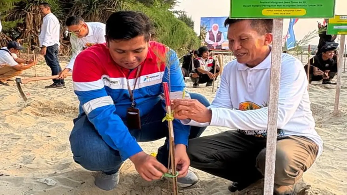 Pertamina Patra Niaga FT Tuban mendukung Festival Mangrove Jatim ke-10 di Pantai Panduri