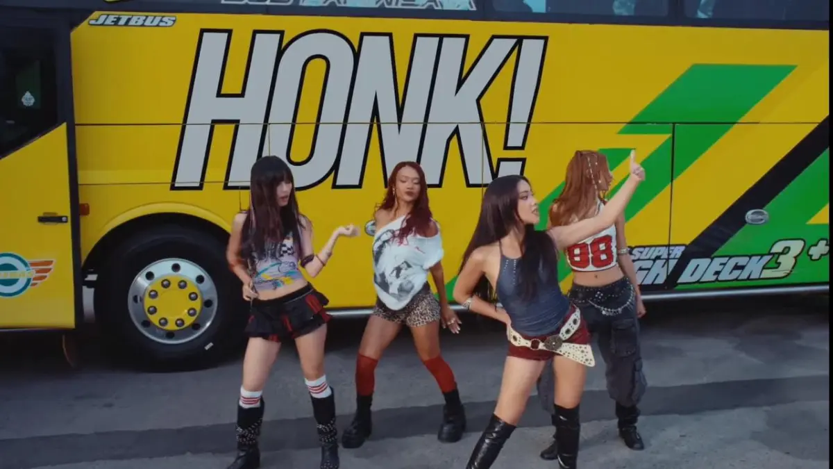 Tangkapan layar visual terbaru no na dalam lagu HONK!. (Tangkapan layar youtube no na)