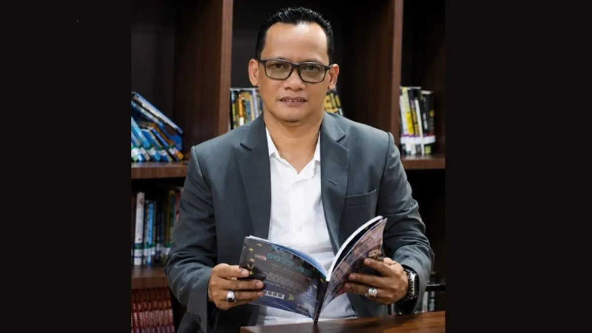 Achmad Chairul Mizan, Wakil Kepala Bidang Kesiswaan SMK Taruna Jaya Prawira (TJP) Tuban. (Radar Tuban)