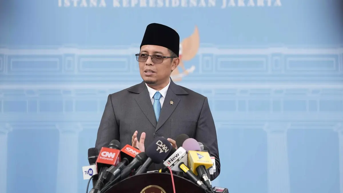 Istana meminta publik tidak terpaku pada pernyataan upah pengupas bawang Rp700 ribu per kilogram. 