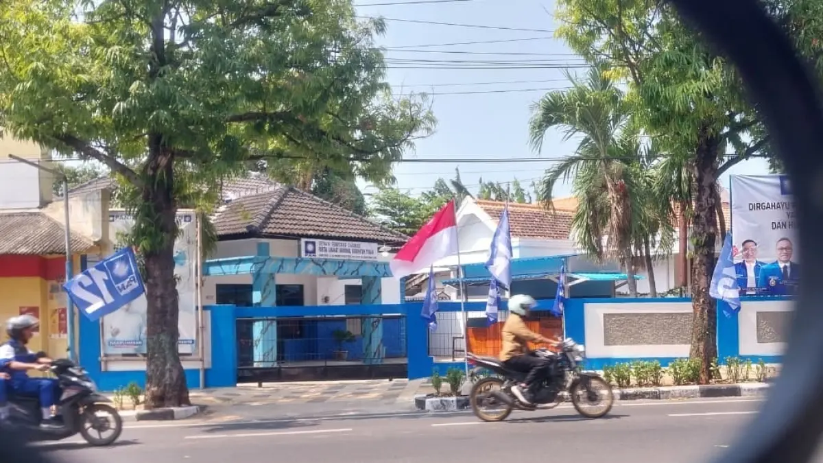 Kantor DPD Partai Amanat Nasional (PAN) Tuban di Jalan Wahidin Sudiro Husodo yang lengkap. Operasional kantor parpol ini dibiayai dana banpol.&nbsp; (Radar Tuban)