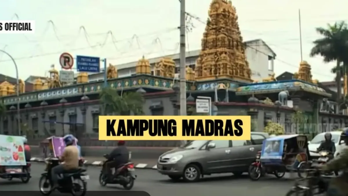 Suasana Kampung Madras dengan Kuil Sri Mariamman, salah satu ikon kawasan Little India.(Tangkapan Layar Youtube INVOIC INDONESIA)