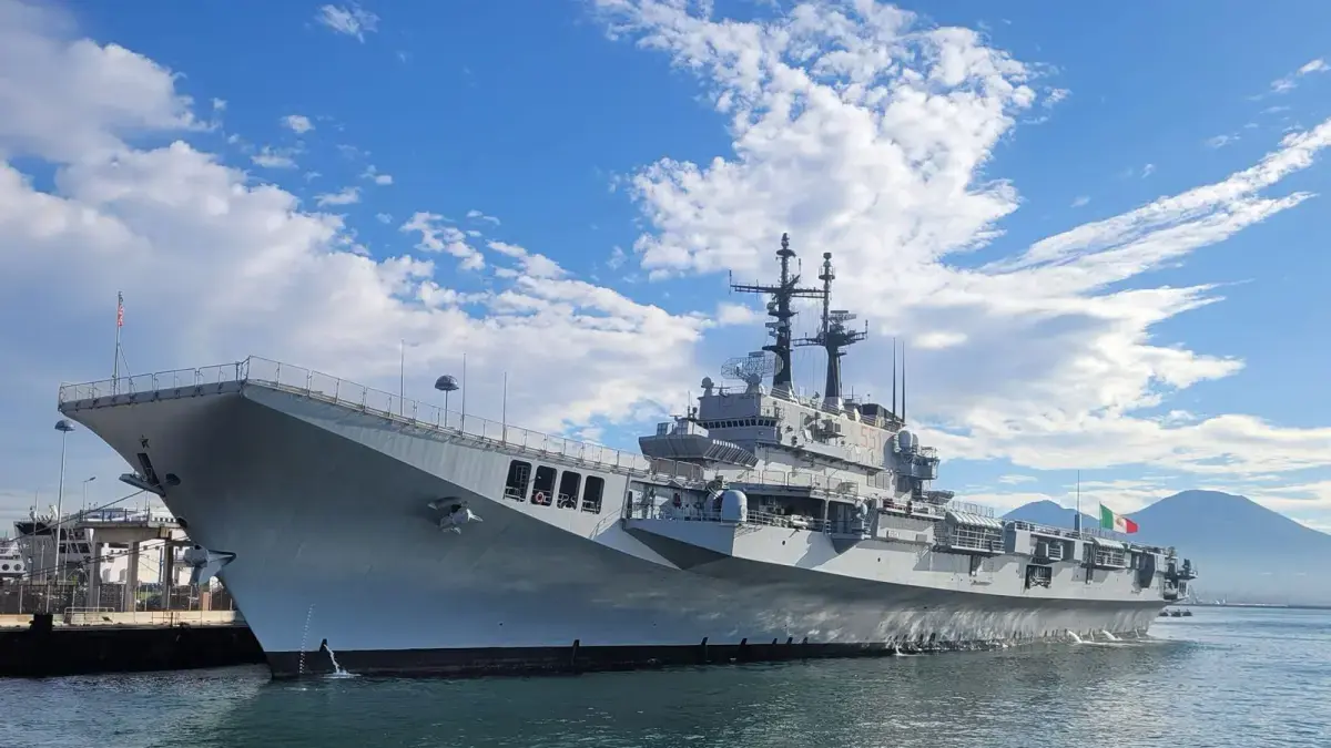 Kapal Induk Giussepe Garibaldi dari Italia. (Jawapos.com)