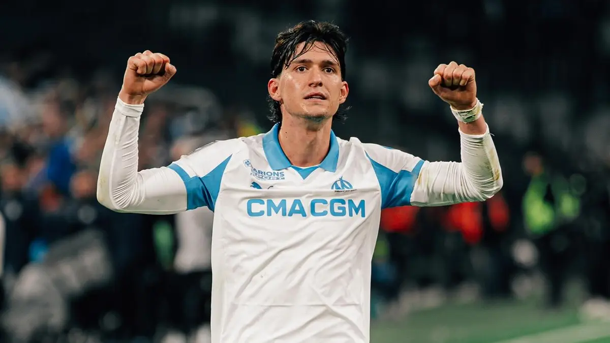 AS Roma dikabarkan melanjutkan negosiasi dengan Marseille untuk mendatangkan Leonardo Balerdi. (instagram.com/leobalerdi5)