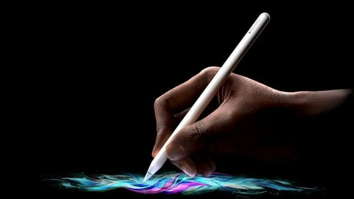 Apple diduga sempat menguji stylus khusus iPhone lipat. (Aldona/Pinterest)