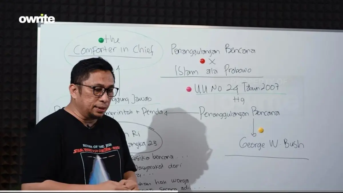 Feri Amsari membahas penanganan bencana dan  prioritas pemerintah. (youtube.com/ Owrite)