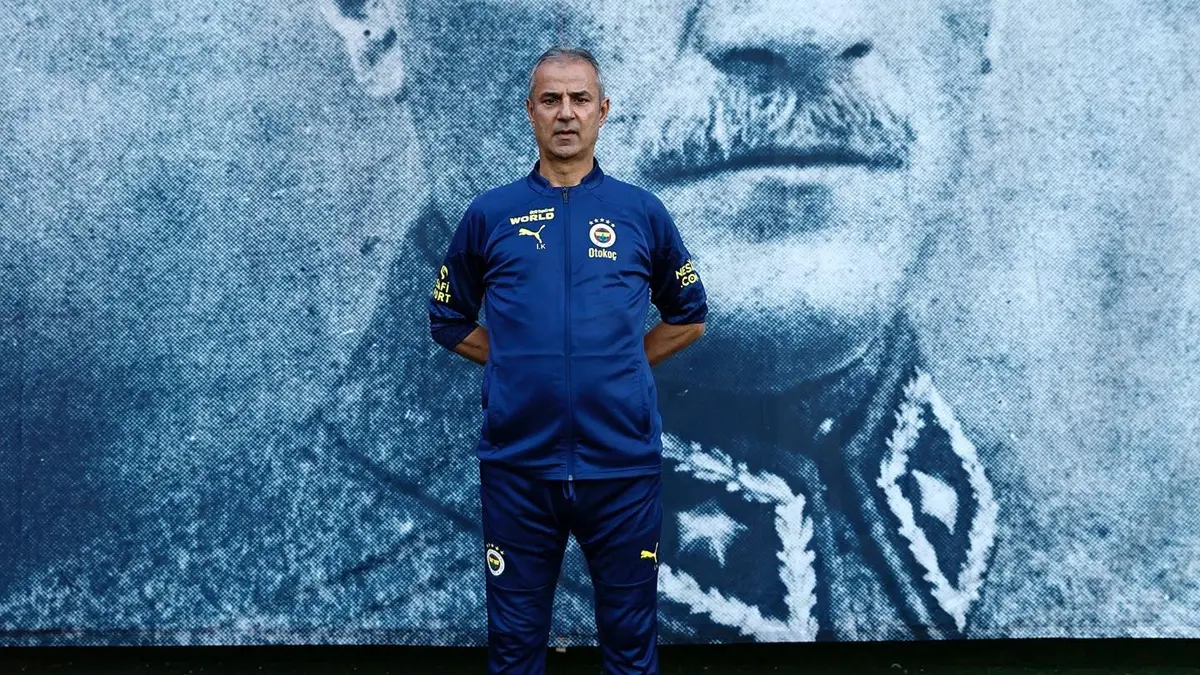 Ismail Kartal mundur setelah Fenerbahçe imbang lawan Roma. (instagram.com/ismailkartalresmi)