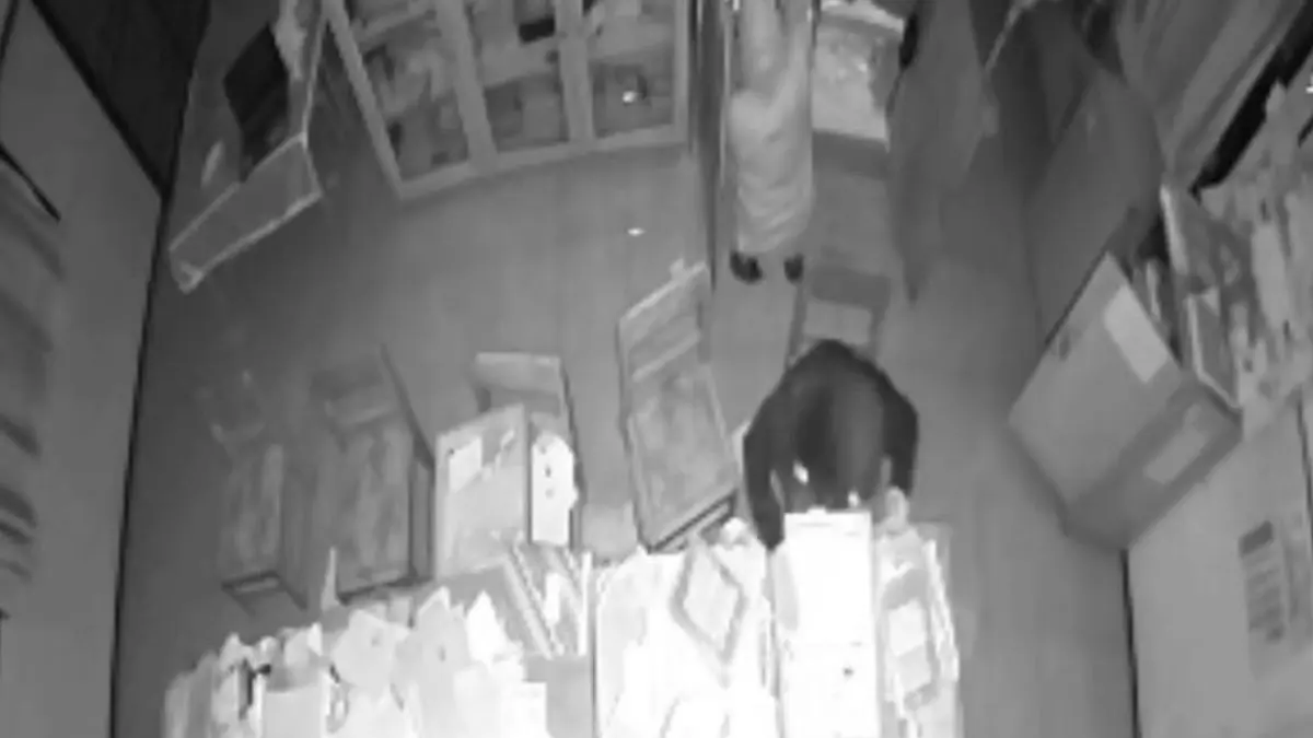 Tangkapan layar kamera CCTV di salah satu sekolah. (instagram.com)
