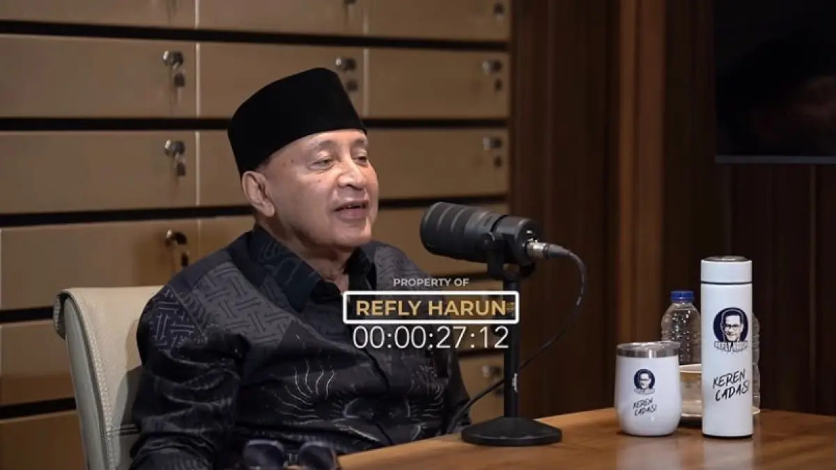 Fuad Bawazier mendorong penguatan Pasal 33 UUD 1945 dalam pengelolaan sumber daya alam. (Tangkapan layar Youtube Refly Harun)