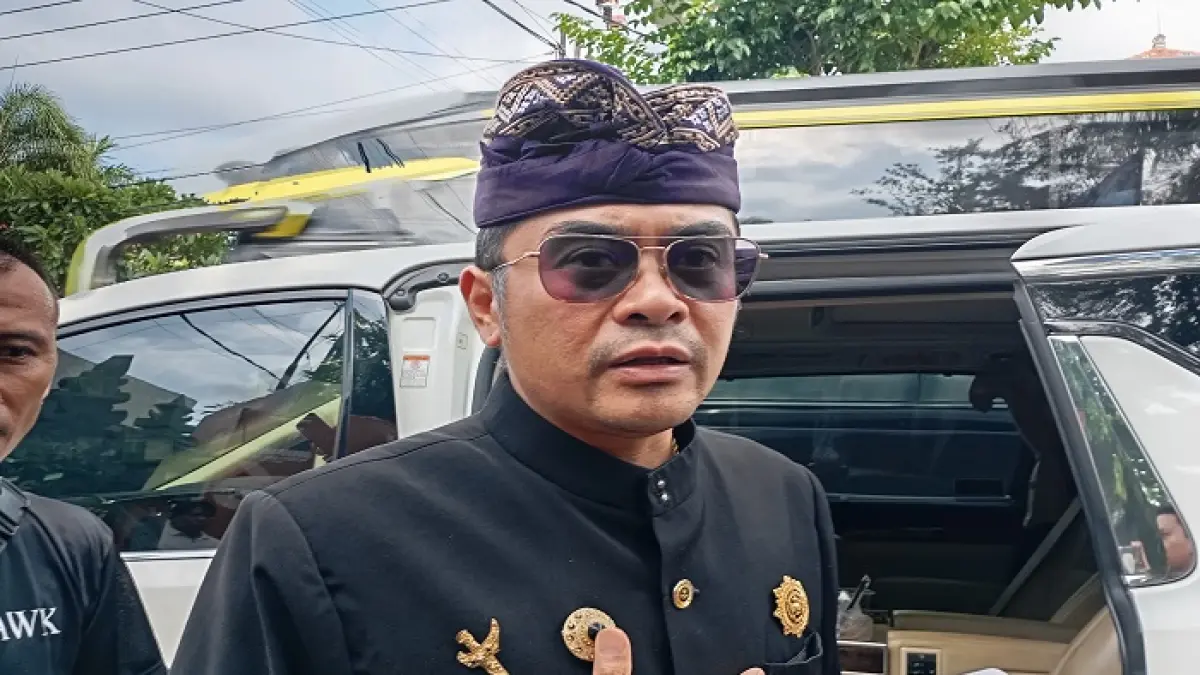 AWK menanggapi seruan boikot Bali. (Radar Buleleng)