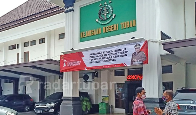 Kantor Kejari Tuban di Jalan R. A. Kartini.